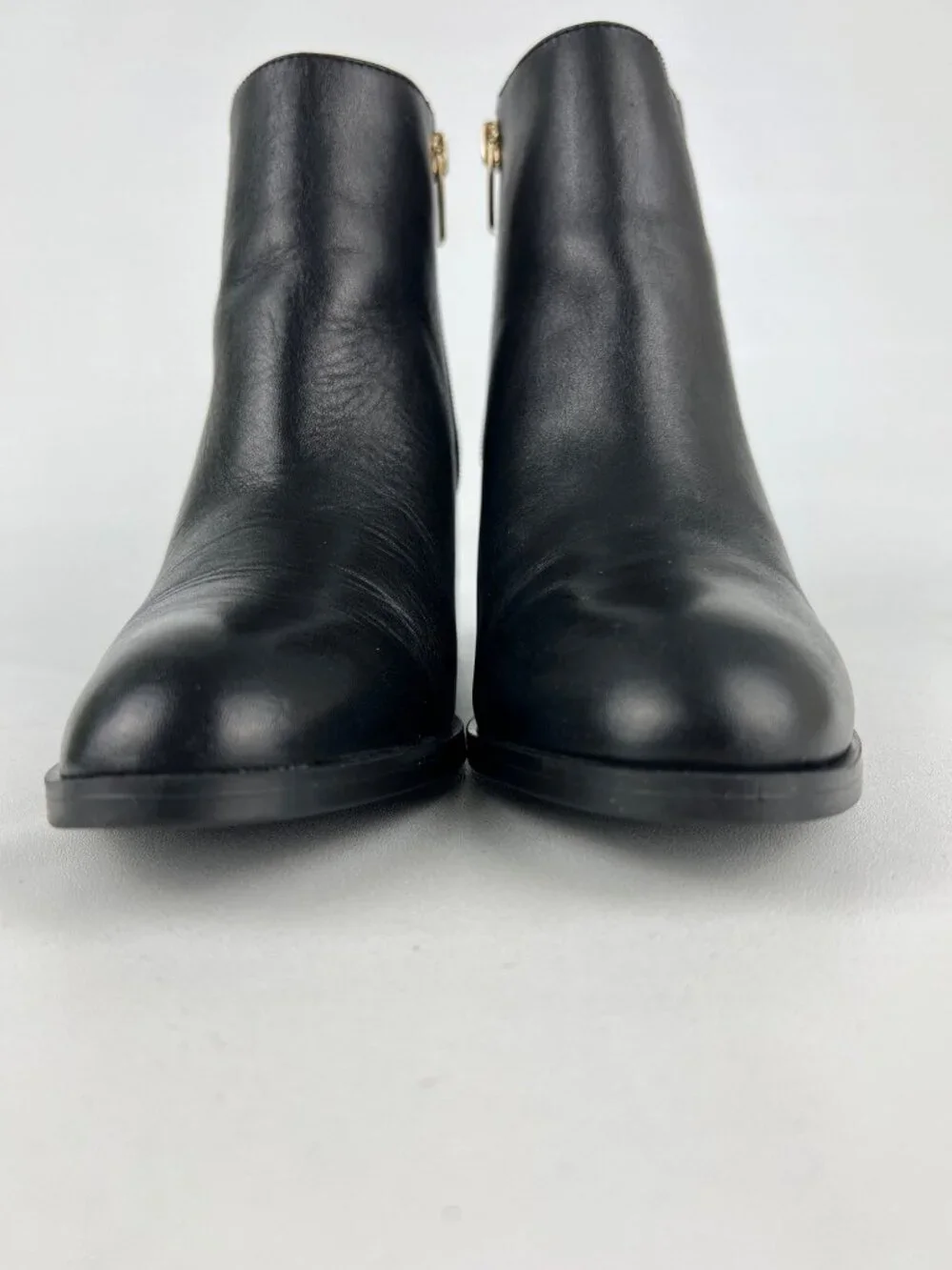 Vince Camuto Womens Gaviren Black Leather Ankle Boots Block Heel size 7